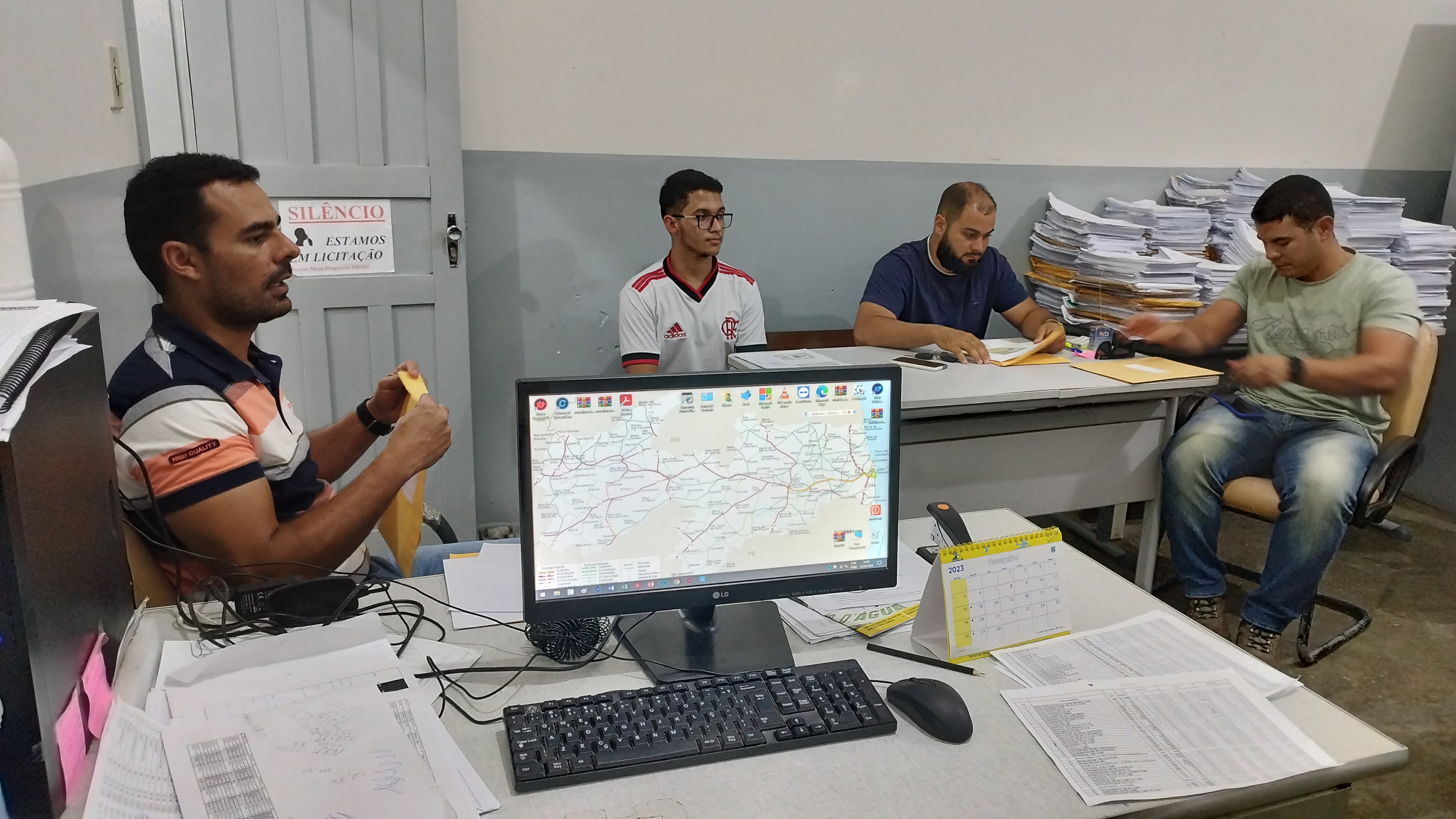 Prefeitura de Nova Floresta realiza pregão presencial para locação de motos