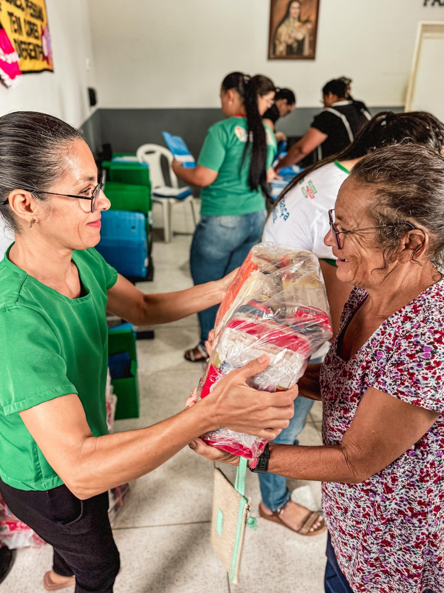 Prefeitura de Nova Floresta realiza entrega de cestas básicas para famílias em vulnerabilidade social