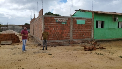 Prefeito Jarson acompanha obras de reforma e ampliação da Escola Profª Julieta de Lima e Costa