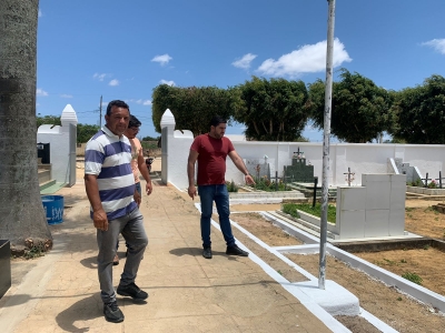 PREFEITURA REALIZA MANUTENÇÃO E MELHORIAS NO CEMITÉRIO PÚBLICO