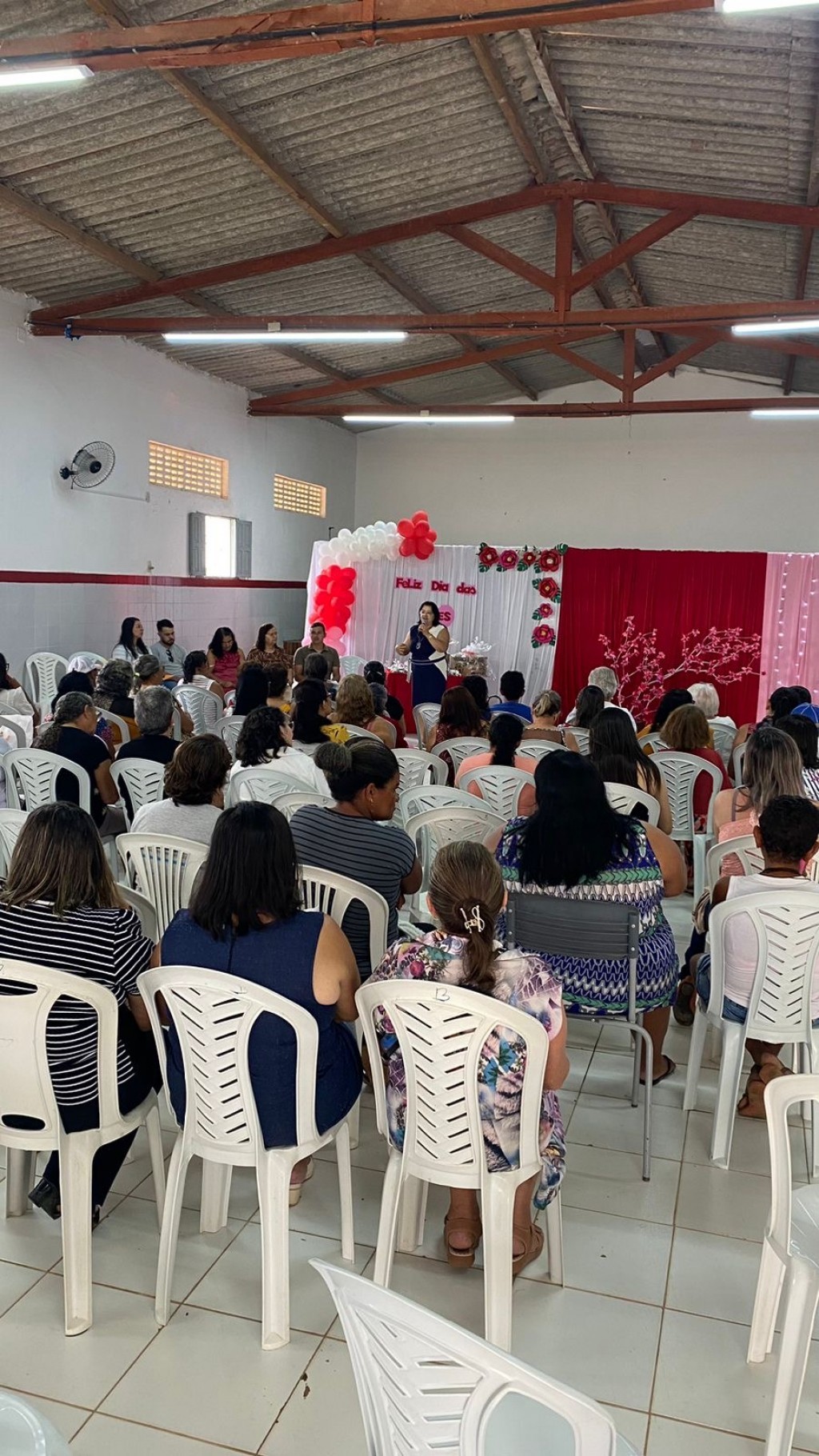 A Prefeitura Municipal de Nova Floresta através Secretaria de Assistência Social juntamente com o CRAS promove evento comemorativo do dia das mães