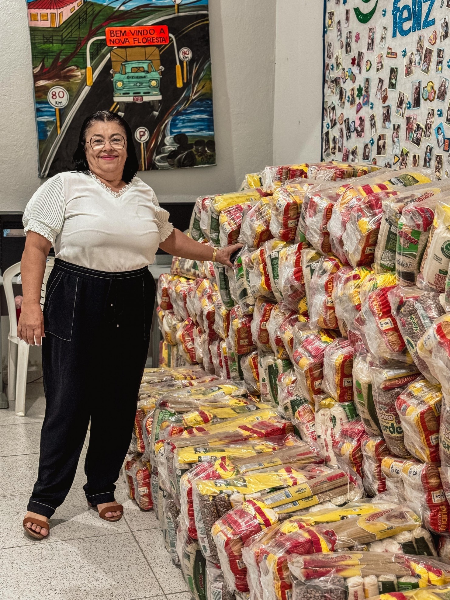 Secretaria de Assistência Social realiza entrega de cestas básicas a famílias em situação de vulnerabilidade