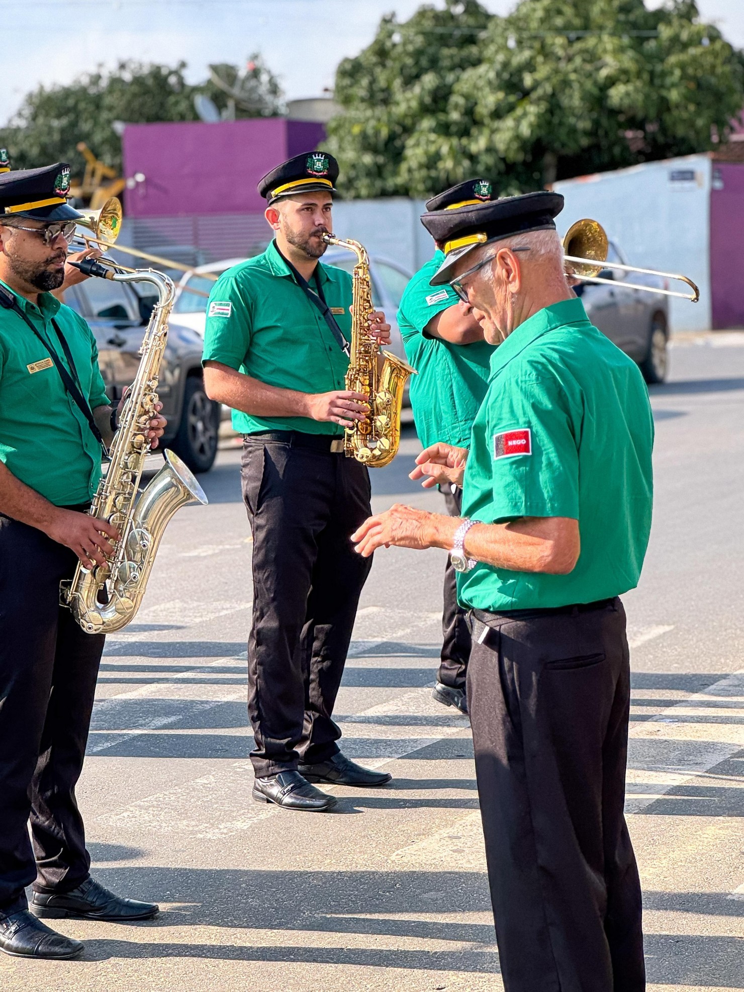 Nova Floresta celebra o Dia da Pátria com alvorada e hasteamento das bandeiras