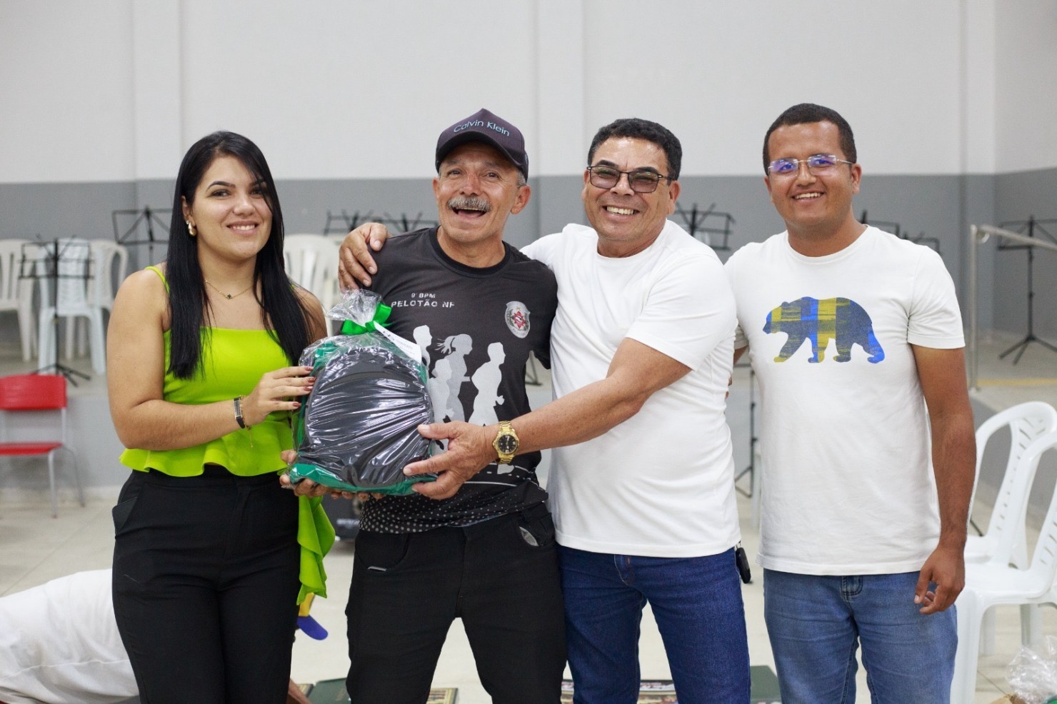 Prefeitura realiza entrega de novos fardamentos à Orquestra Filarmônica José Batista Dantas em comemoração aos 66 anos de emancipação política