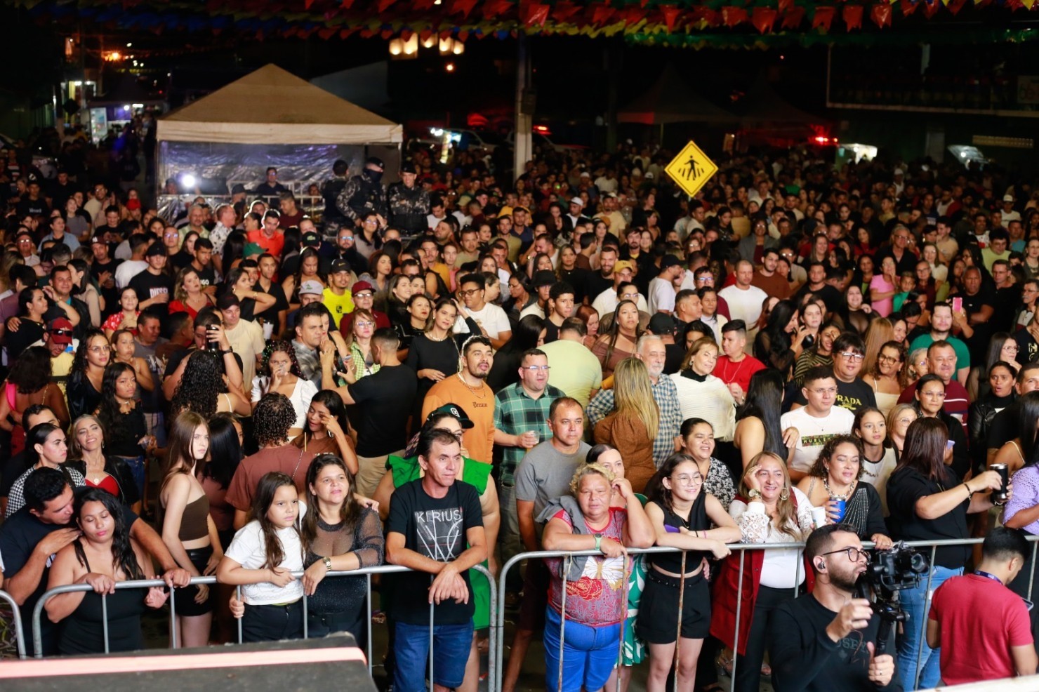 Festa social celebra os 66 anos de emancipação política de Nova Floresta com shows