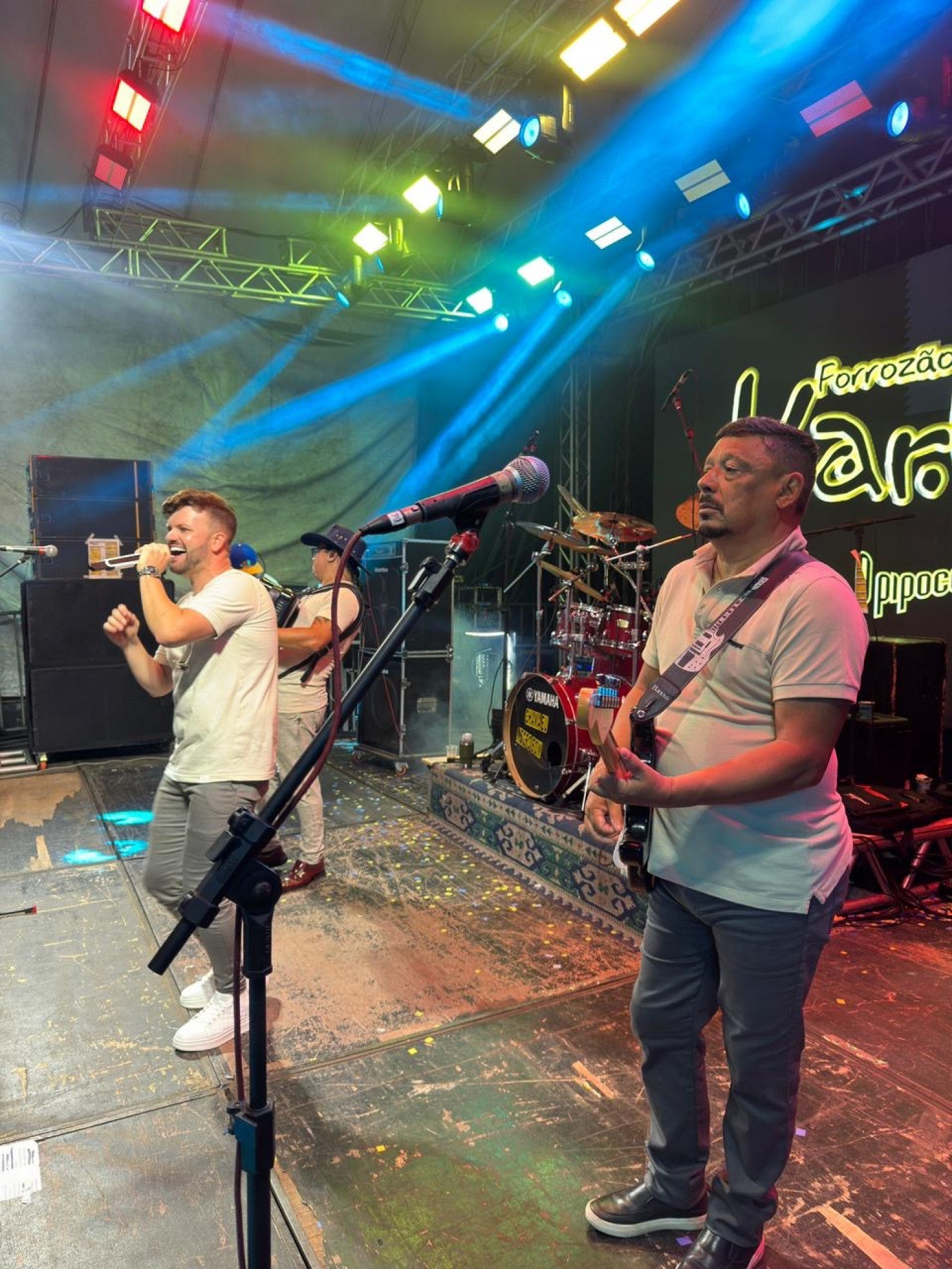 Réveillon de Nova Floresta celebra a chegada de 2026 com muita alegria e música
