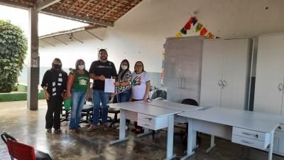Prefeitura de Nova Floresta realiza entrega de equipamentos mobiliários nas escolas da rede municipal de ensino