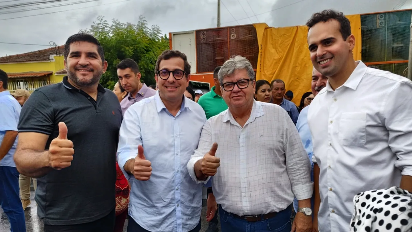 Nova Floresta recebe visita do Governador João Azevedo