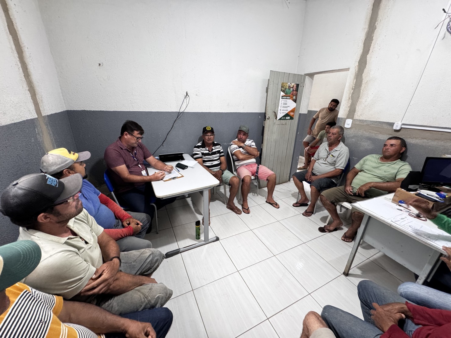 Secretaria de Agricultura promove reunião com agricultores e realiza visitas na zona rural de Nova Floresta