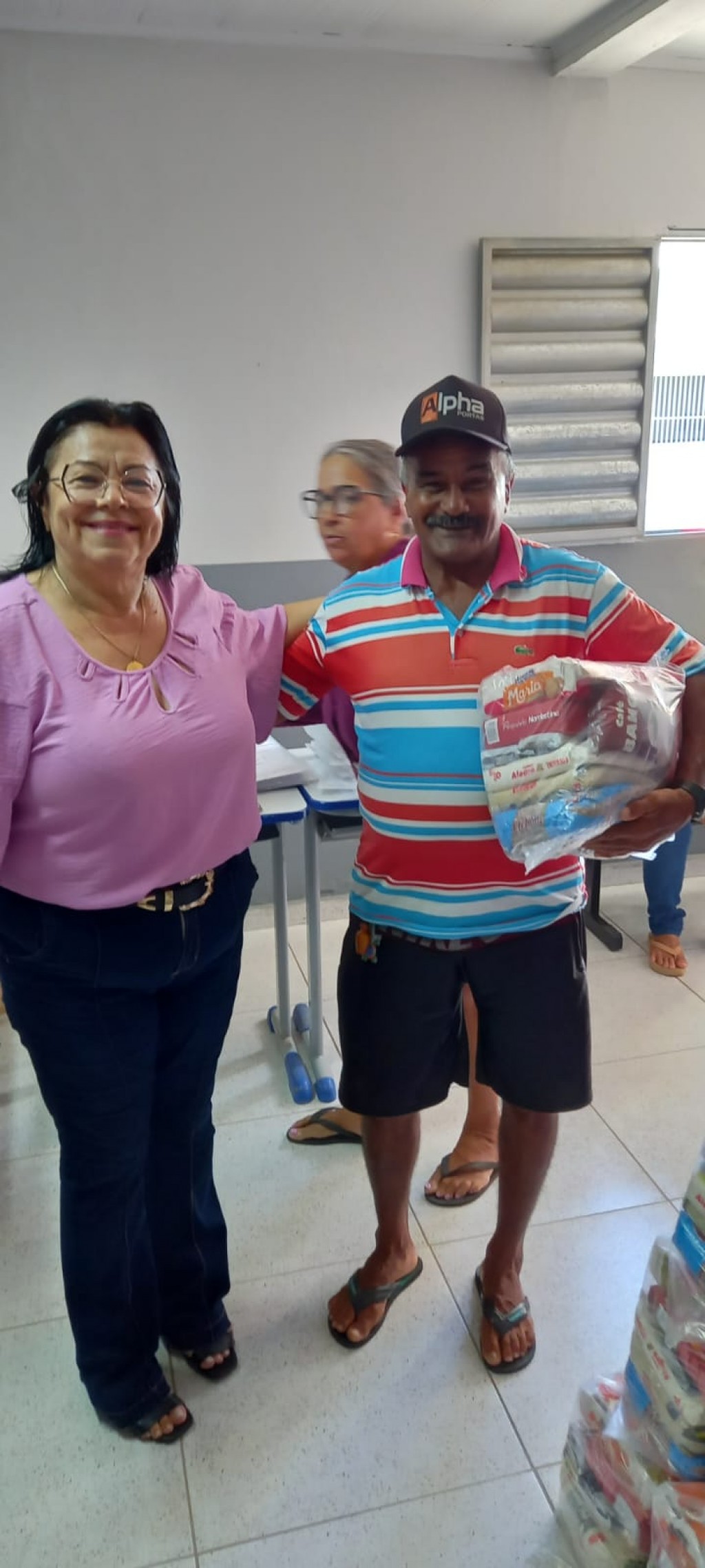 Prefeitura de Nova Floresta realiza entrega de Cestas Básicas
