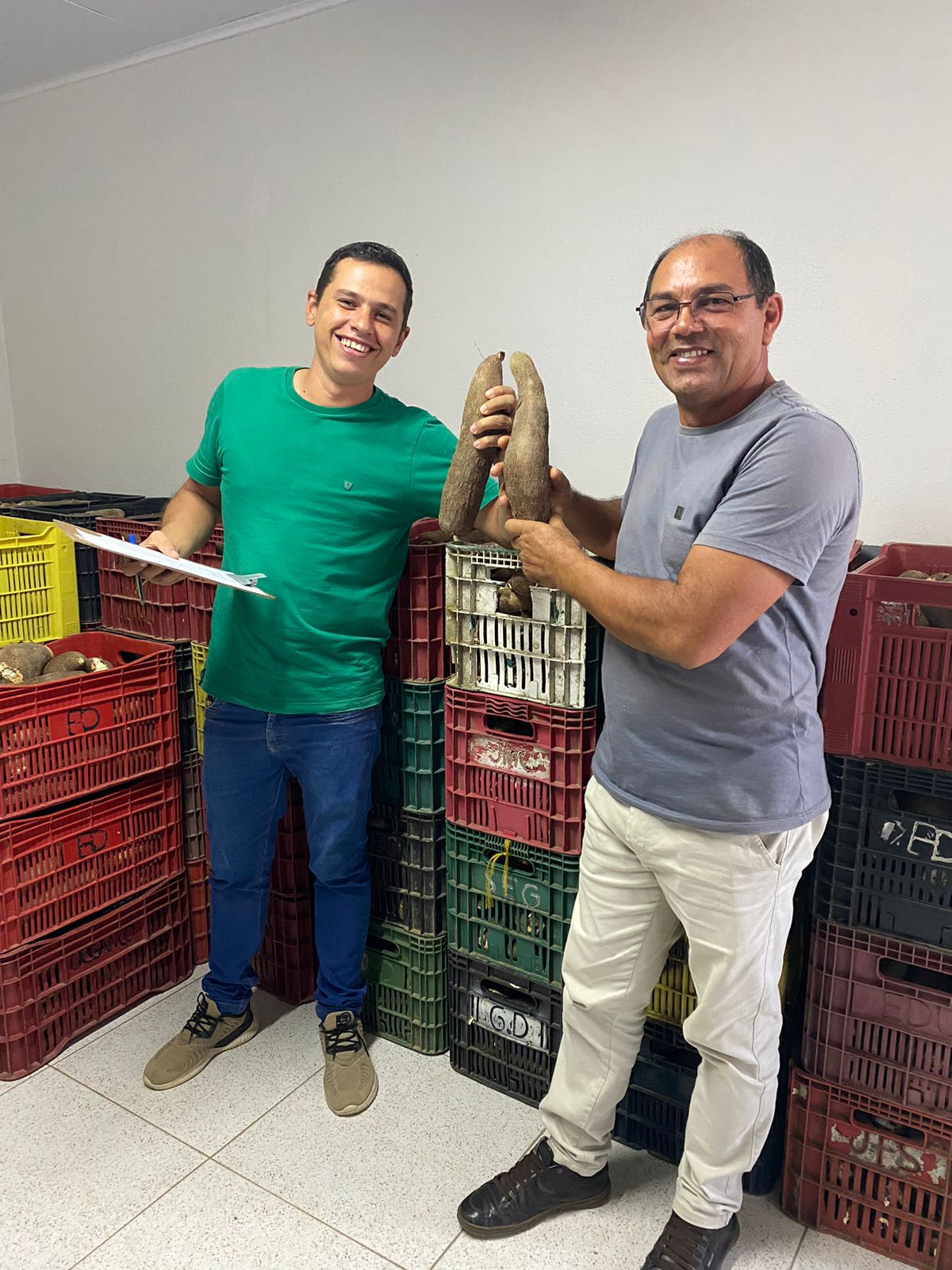 Secretaria de Assistência Social promove mais uma entrega de Alimentos através do PAA