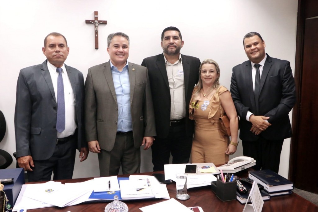 O Prefeito Jarson Santos esteve em Brasília participando da 25° Marcha dos Prefeitos