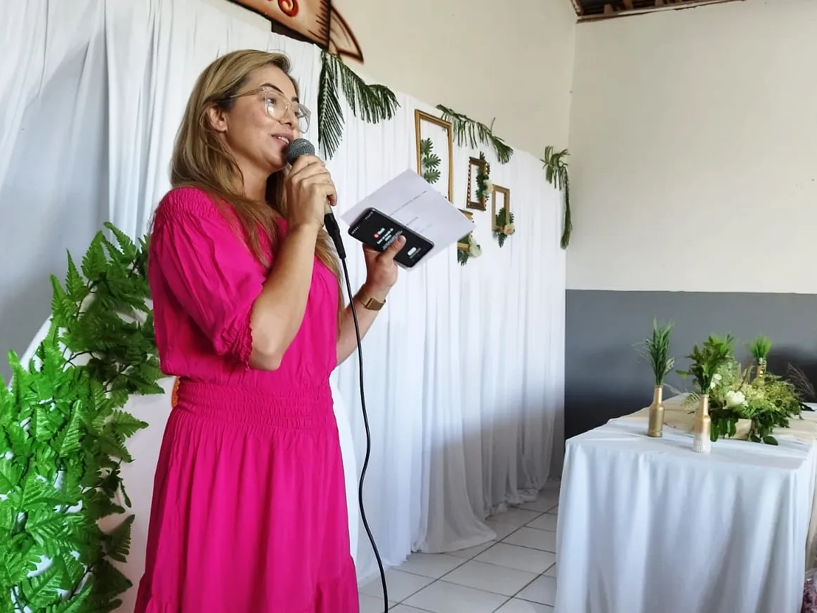 Prefeitura de Nova Floresta promove comemoração do Dia das Mães no SCFV
