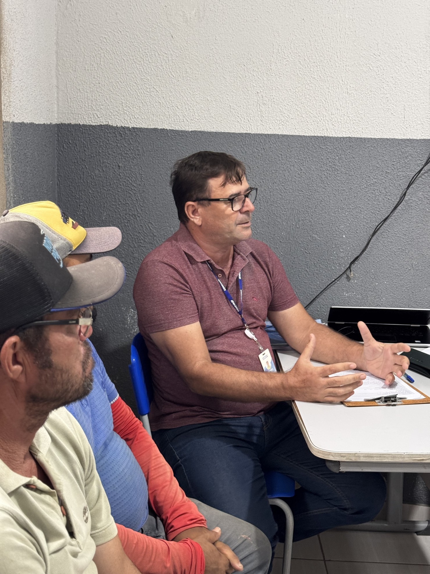 Secretaria de Agricultura promove reunião com agricultores e realiza visitas na zona rural de Nova Floresta