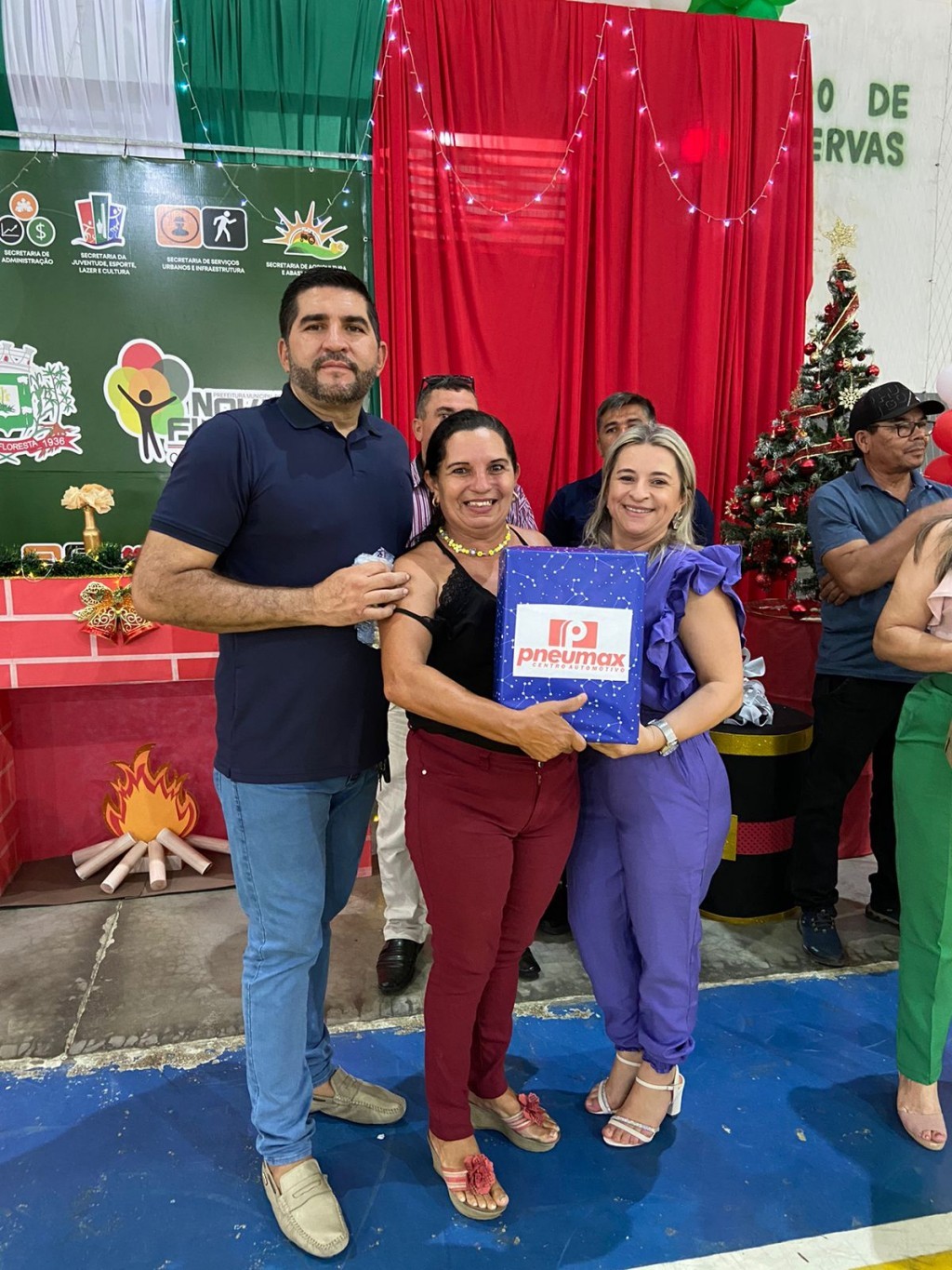 Prefeitura de Nova Floresta realiza café da manhã da confraternização dos servidores.