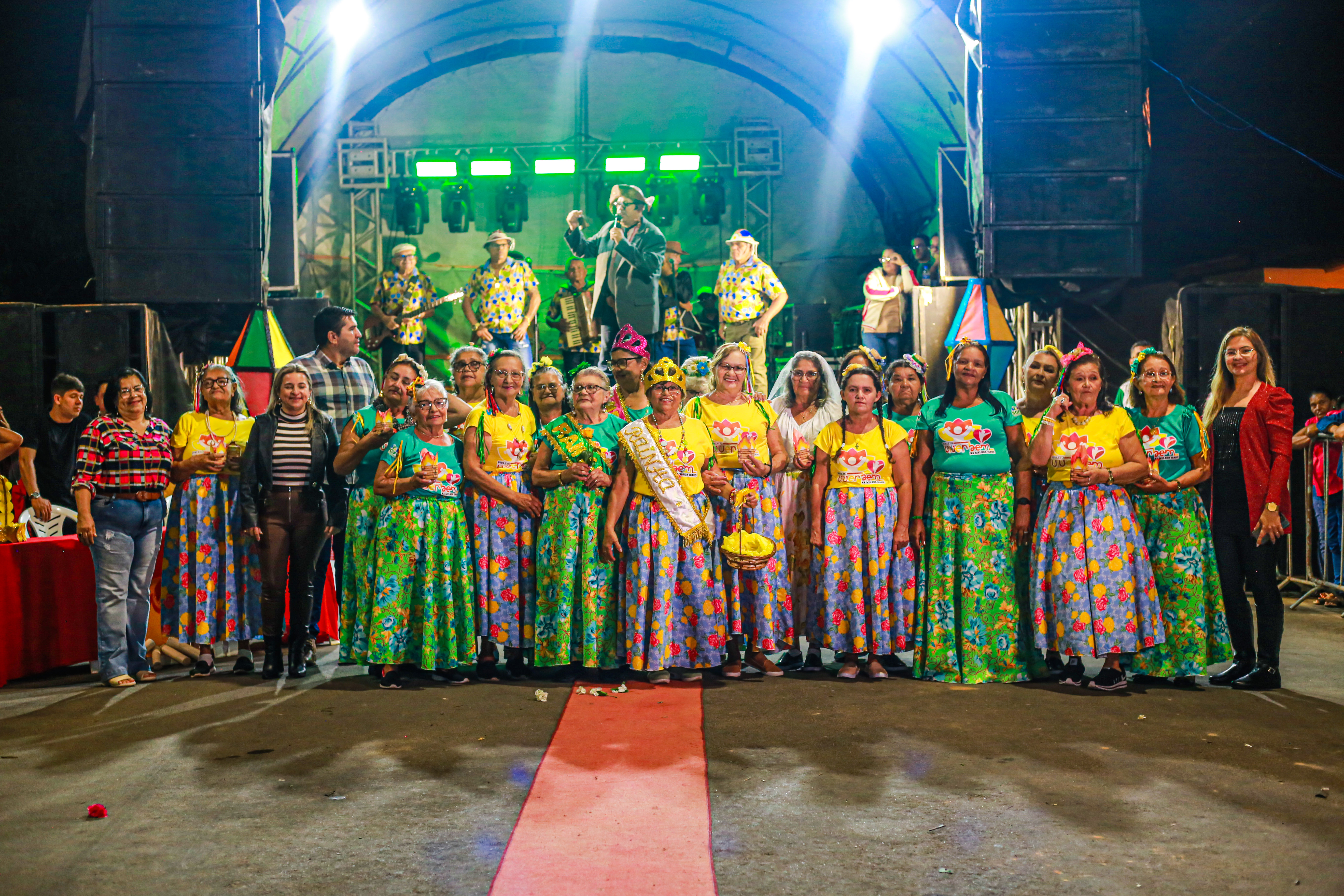 Prefeitura Municipal de Nova Floresta Realiza mais uma noite do São João de Bairros 2024 da Assistência Social