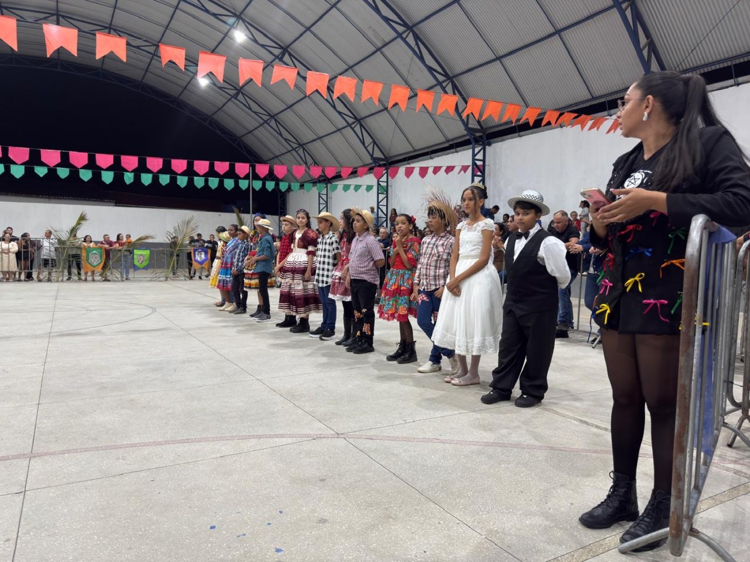 Rede Municipal celebra o São João com cultura, tradição e participação da comunidade escolar