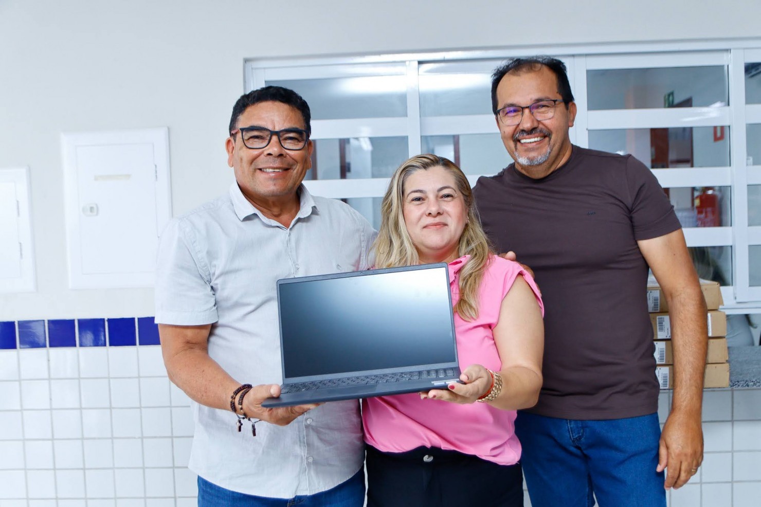 Prefeitura amplia estrutura das escolas com entrega de novos equipamentos