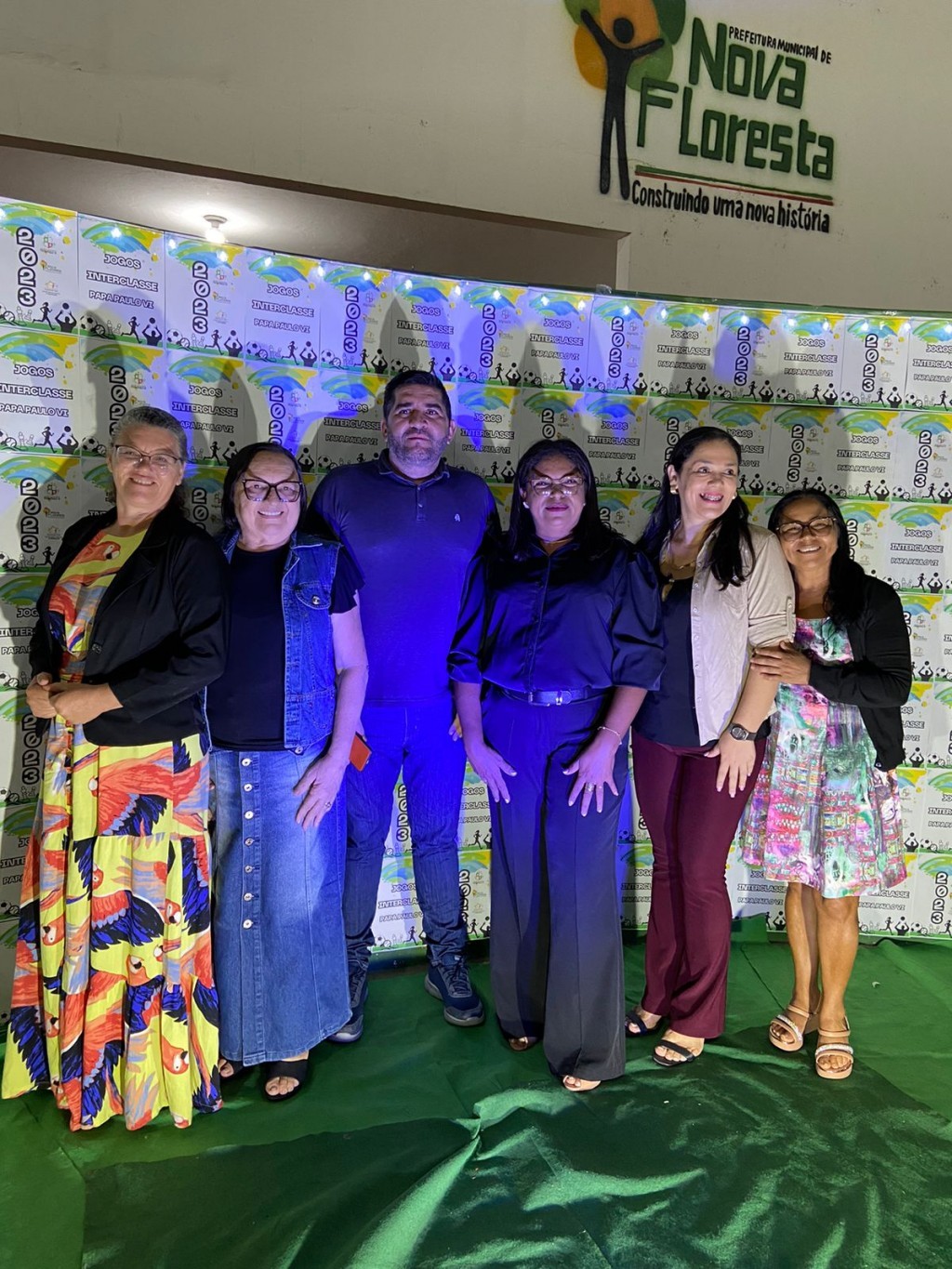 Prefeitura de Nova Floresta e escola Papa Paulo VI, realizam abertura dos jogos interclasse.