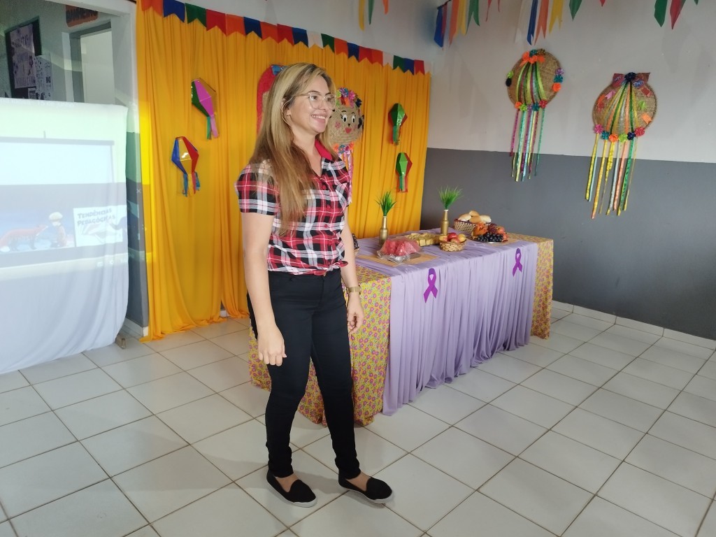 Prefeitura de Nova Floresta promove encontro do Junho Violeta