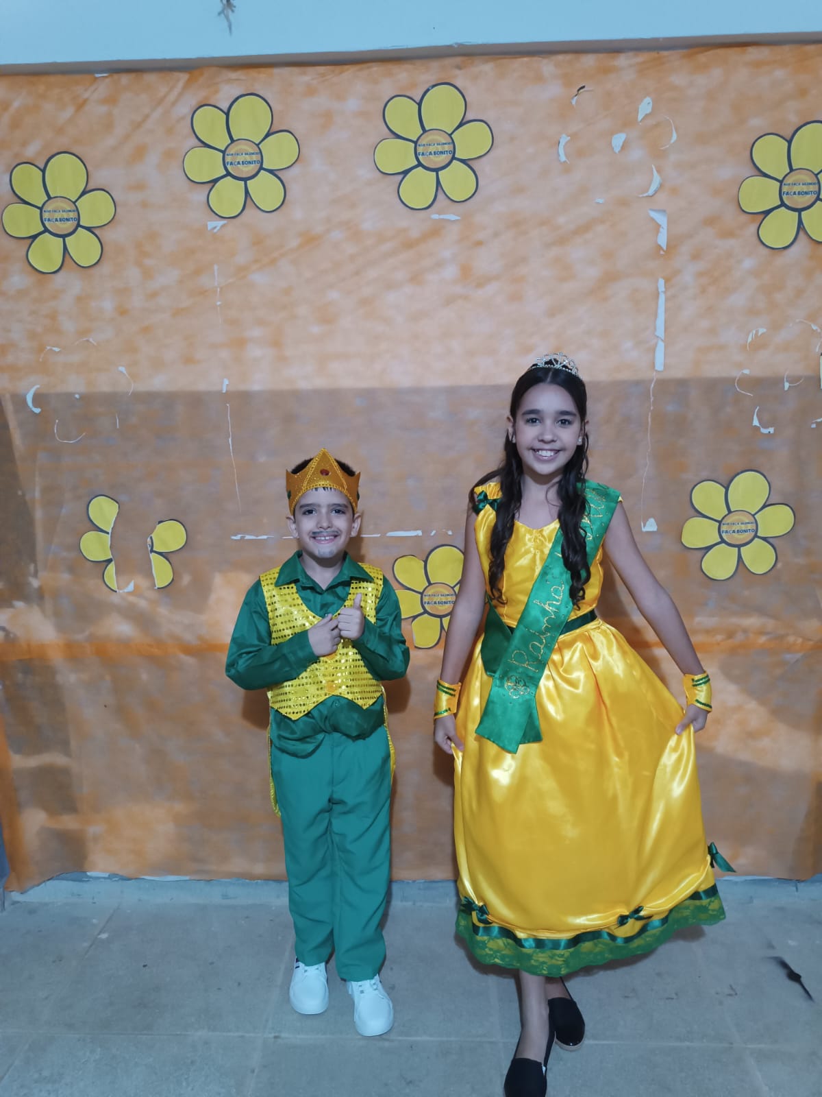 Prefeitura Municipal de Nova Floresta Realiza mais uma noite do São João de Bairros 2024 na Escola Julieta de Lima e Costa