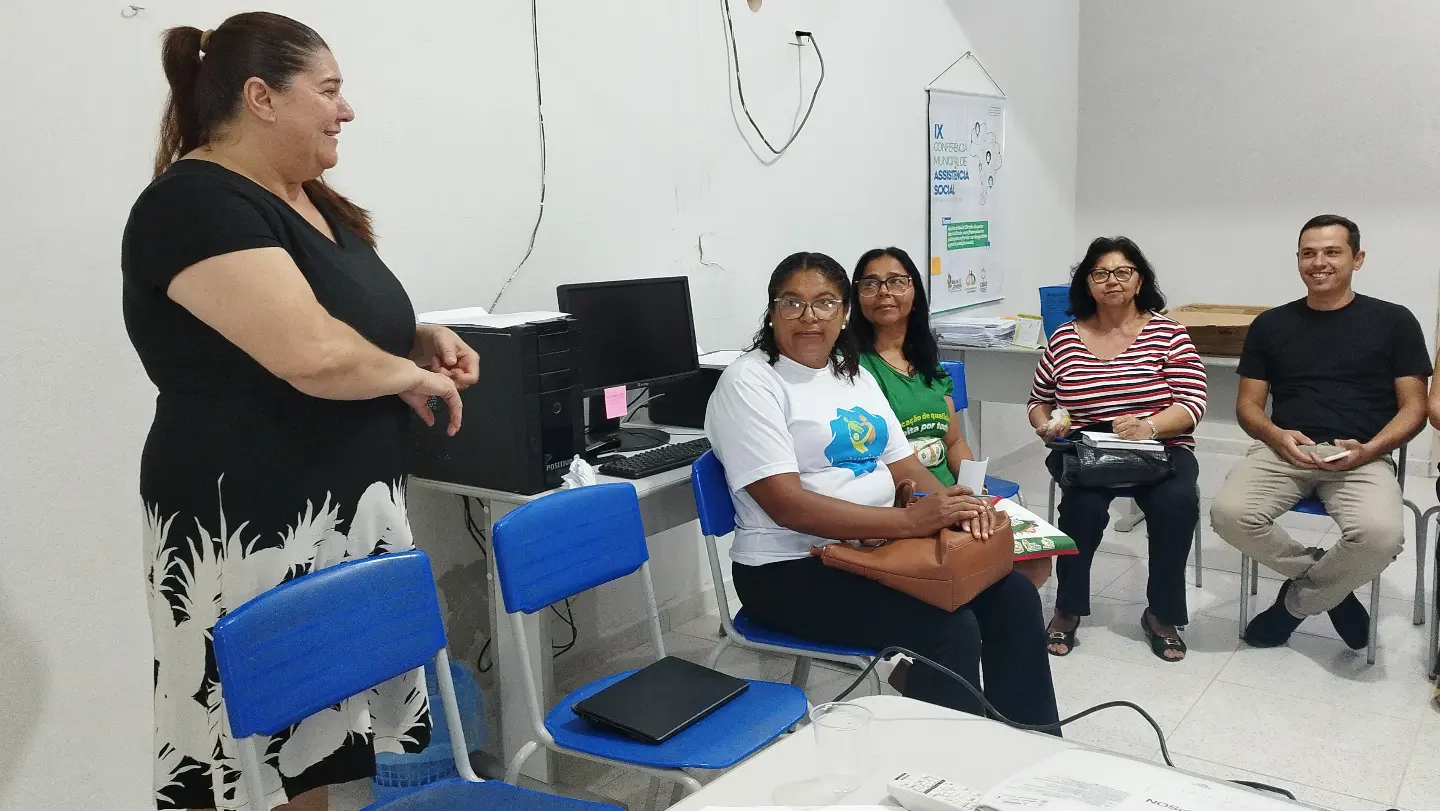 Comissão do Selo UNICEF em Nova Floresta realiza reunião intersetorial