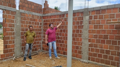 Prefeito Jarson acompanha obras de reforma e ampliação da Escola Profª Julieta de Lima e Costa