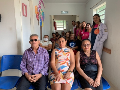 OUTUBRO ROSA: UNIDADES DE SAÚDE PROMOVEM AÇÕES SOBRE A PREVENÇÃO DO CÂNCER DE MAMA