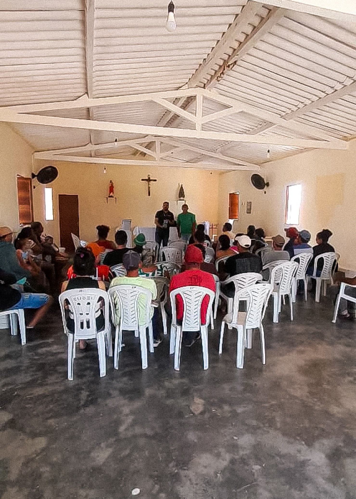 Prefeitura de Nova Floresta realiza palestra do Programa Agroamigo em parceria com o Banco do Nordeste