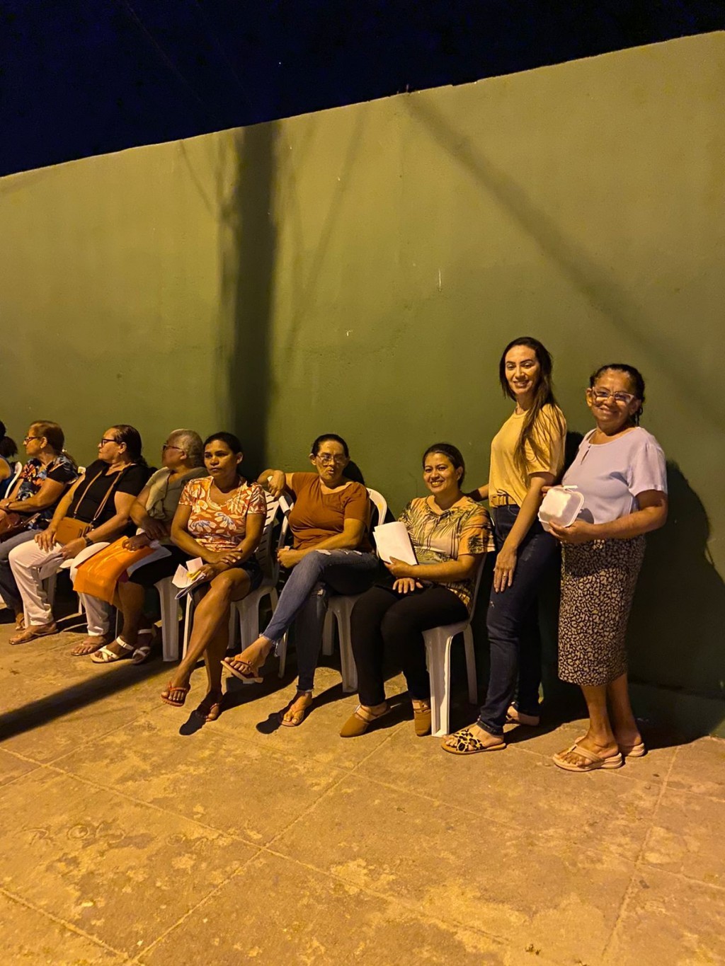 Prefeitura de Nova Floresta disponibiliza caminhão amigo do peito para exames de mamografia.