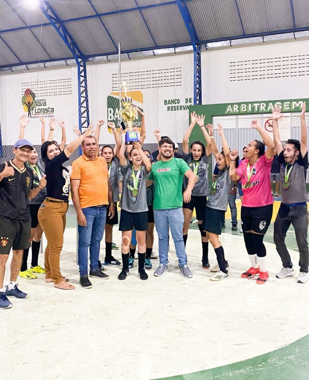 Secretaria Municipal da Juventude, Esporte, Lazer, Cultura e Turismo promove Torneio Feminino de Futsal em alusão as 65 anos de Emancipação Politica