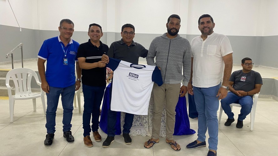 Prefeitura de Nova Floresta realiza entrega de Certificados de Conclusão de Curso Profissionalizante de Recursos Humanos pelo SENAI