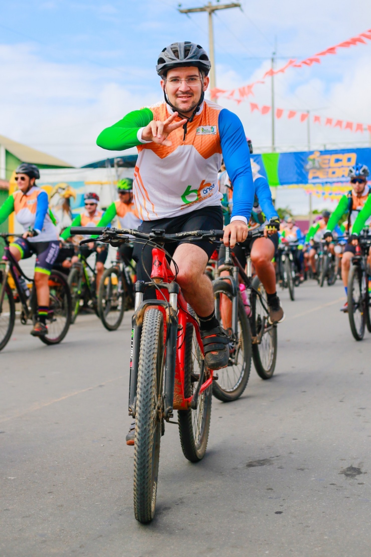 Eco Pedal reúne ciclistas de toda a região durante as festividades de 66 anos de Nova Floresta