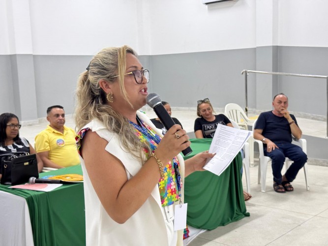 Nova Floresta promove reunião com pais de crianças neuroatípicas para discutir implantação de neuropediatra