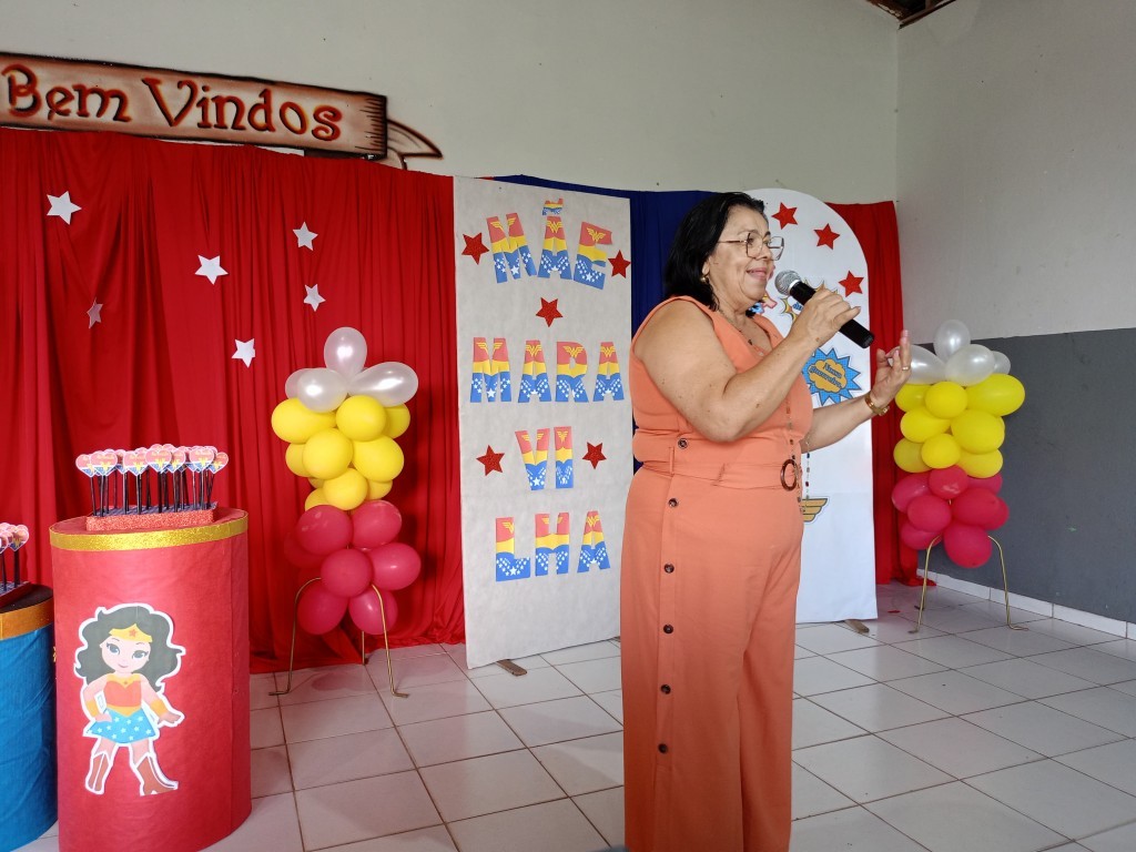 Prefeitura de Nova Floresta promove comemoração do Dia das Mães no SCFV
