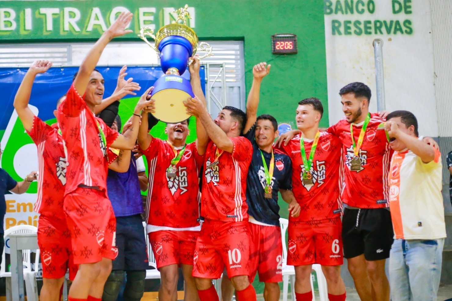 Final do Campeonato Municipal de Futsal marca noite de emoção nos 66 anos de Nova Floresta
