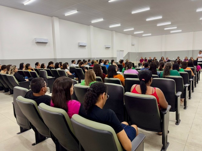 Prefeito Iran Santos e Equipe Educacional alinham detalhes para a Jornada Pedagógica 2025