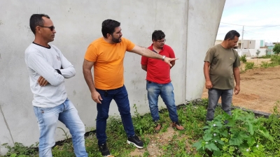 Prefeito Jarson acompanha retomada das obras de ginásio