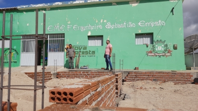 Prefeito Jarson acompanha obras de reforma e ampliação da Escola Engenheiro Sebastião Ernesto