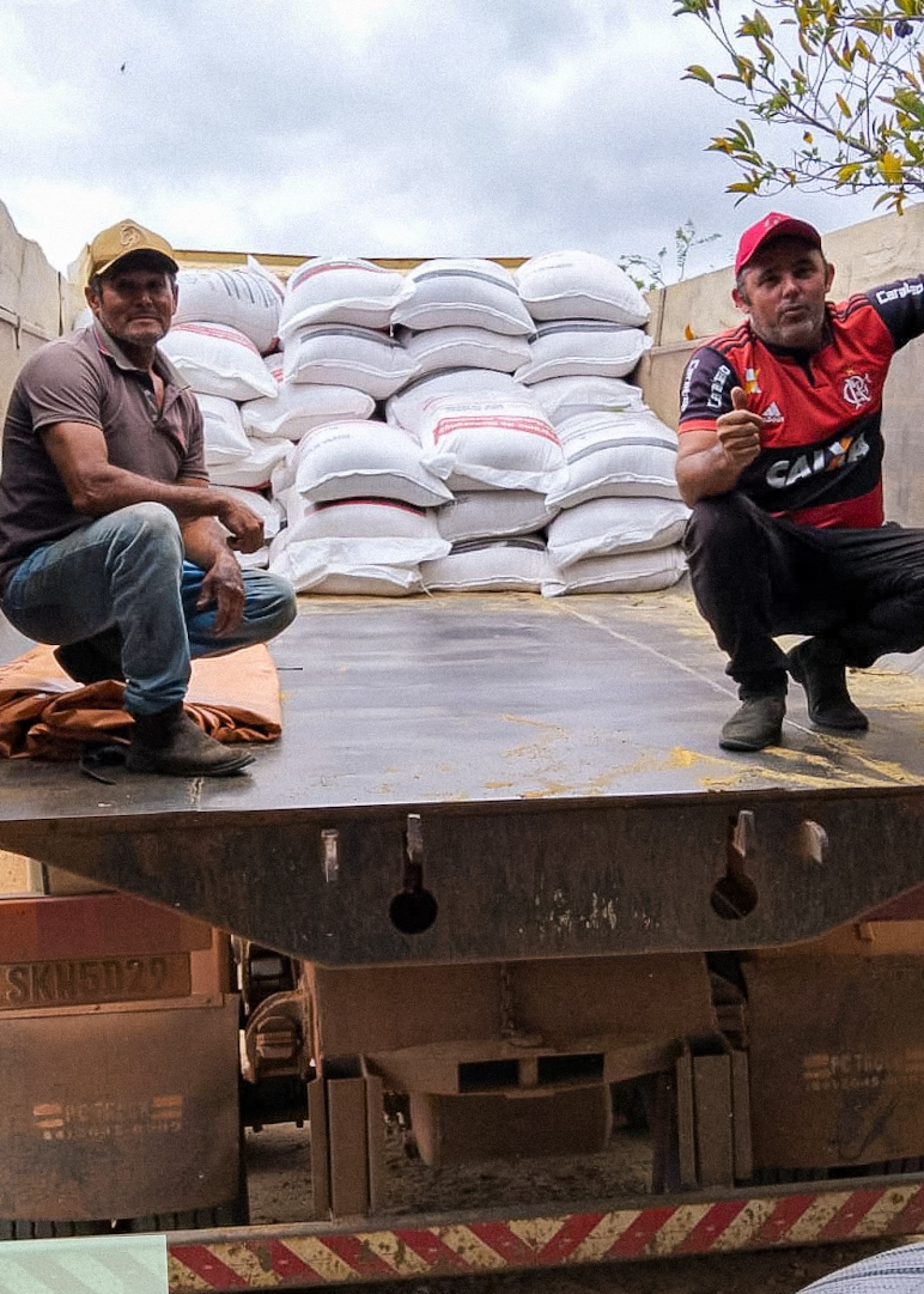 Secretaria de Agricultura e Prefeitura garantem apoio a produtores na aquisição de ração subsidiada