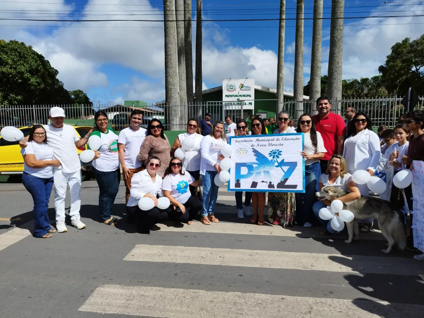 Secretaria de Educação promove caminhada pela Cultura de Paz