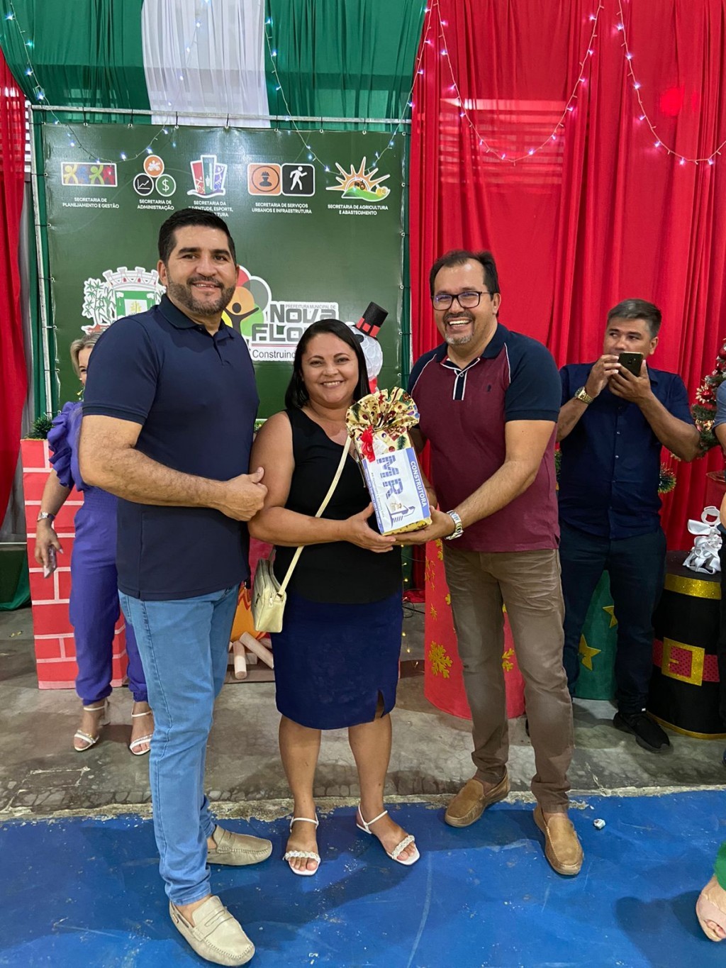 Prefeitura de Nova Floresta realiza café da manhã da confraternização dos servidores.