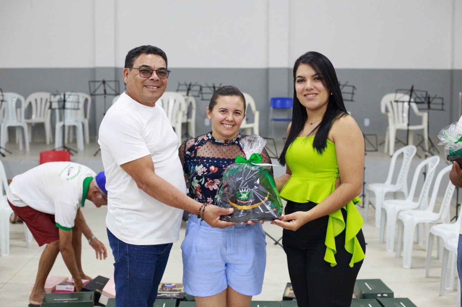 Prefeitura realiza entrega de novos fardamentos à Orquestra Filarmônica José Batista Dantas em comemoração aos 66 anos de emancipação política