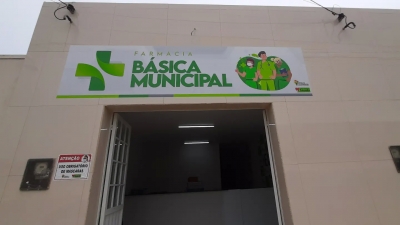 Prefeito e secretário de Saúde visitam novas instalações da Farmácia Básica Municipal