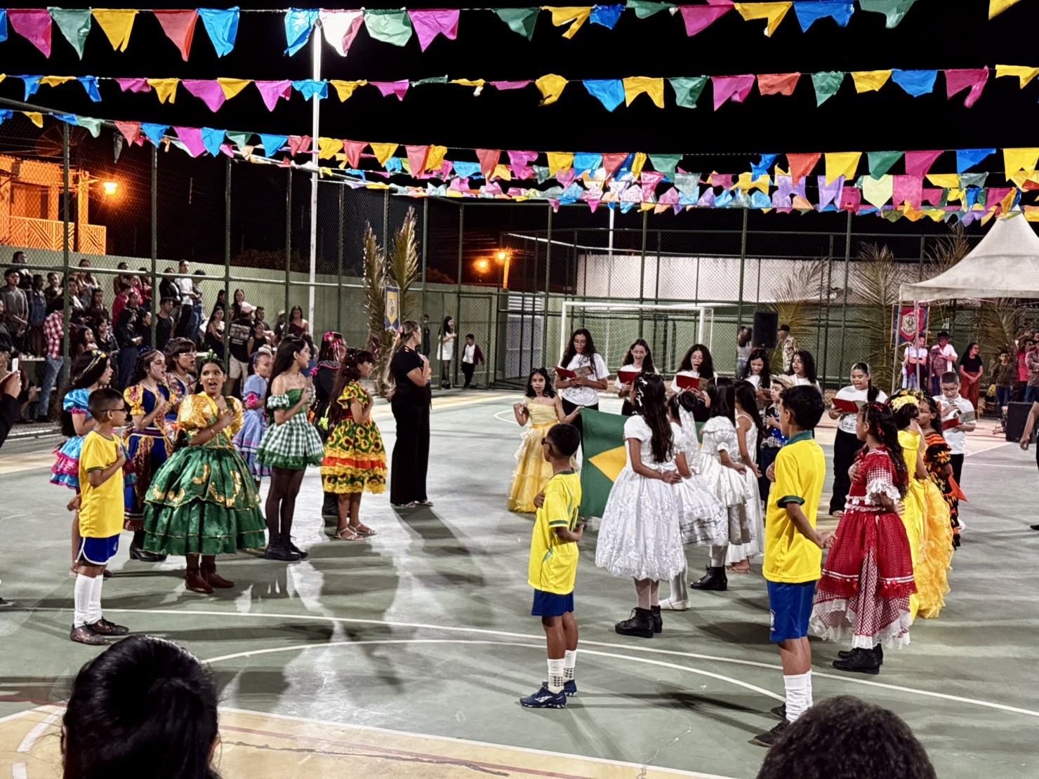 São João da Educação tem início com grande festa na Escola Papa Paulo VI