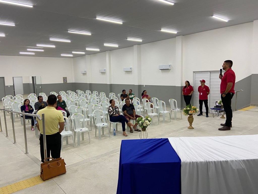 Prefeitura de Nova Floresta Realiza Palestra sobre a Atuação do microcrédito do Banco do Nordeste