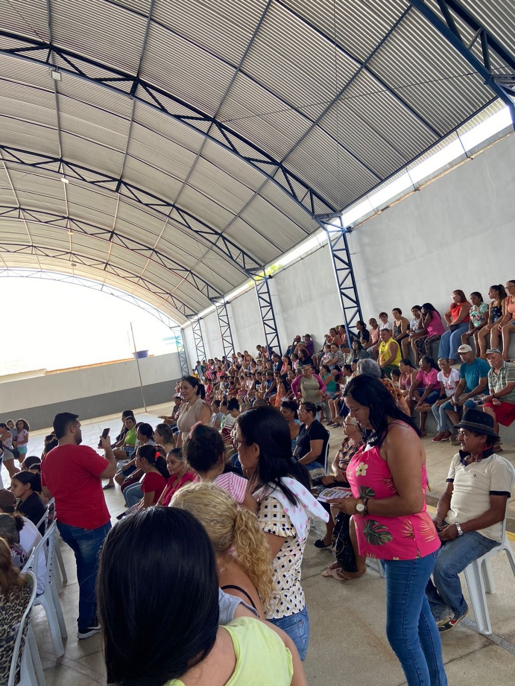 Prefeitura de Nova Floresta realiza reunião voltada para os Beneficiários do Programa Bolsa Família.