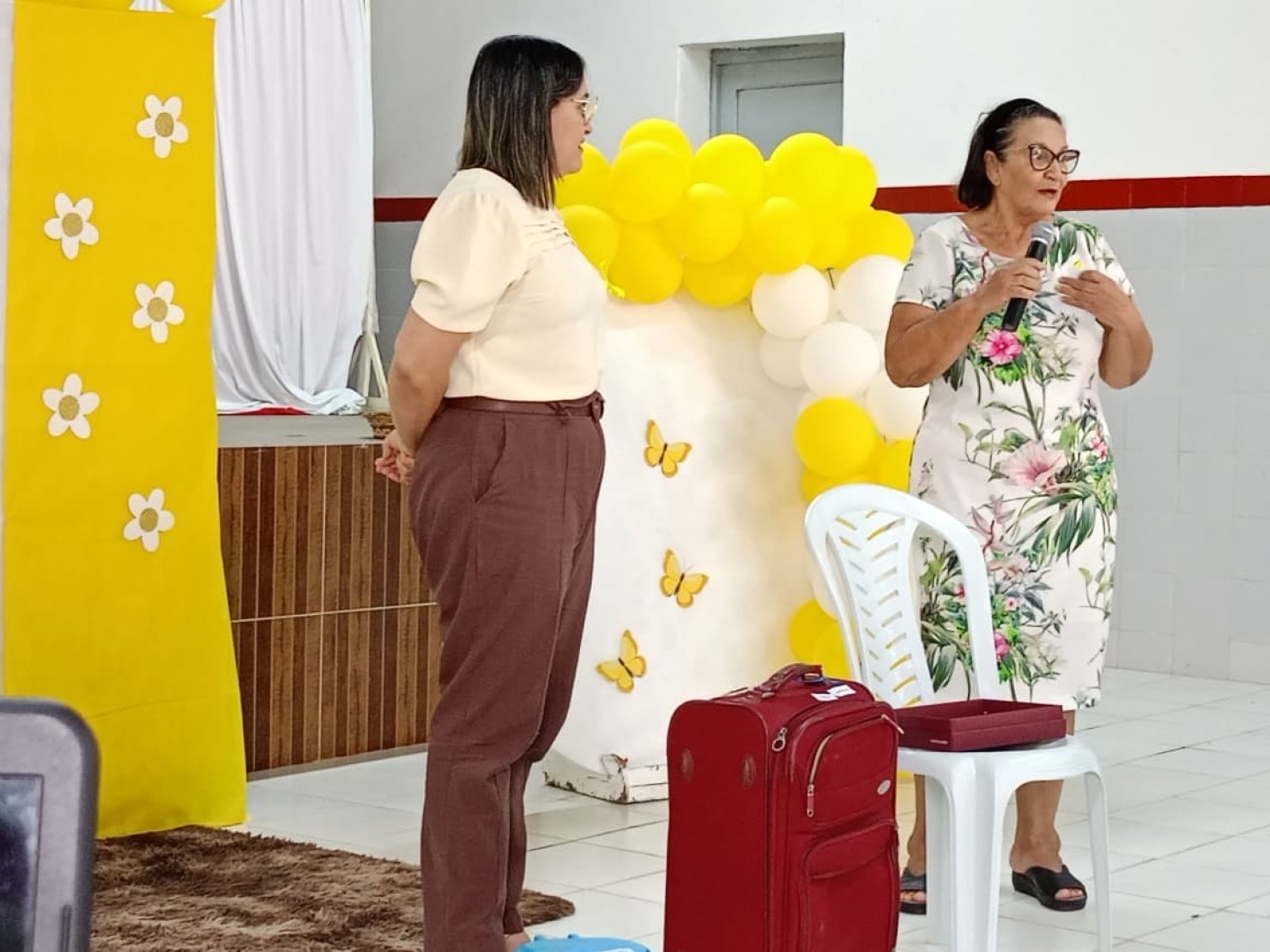 Setembro Amarelo: CRAS de Nova Floresta promove palestra e entrega de kits gestantes