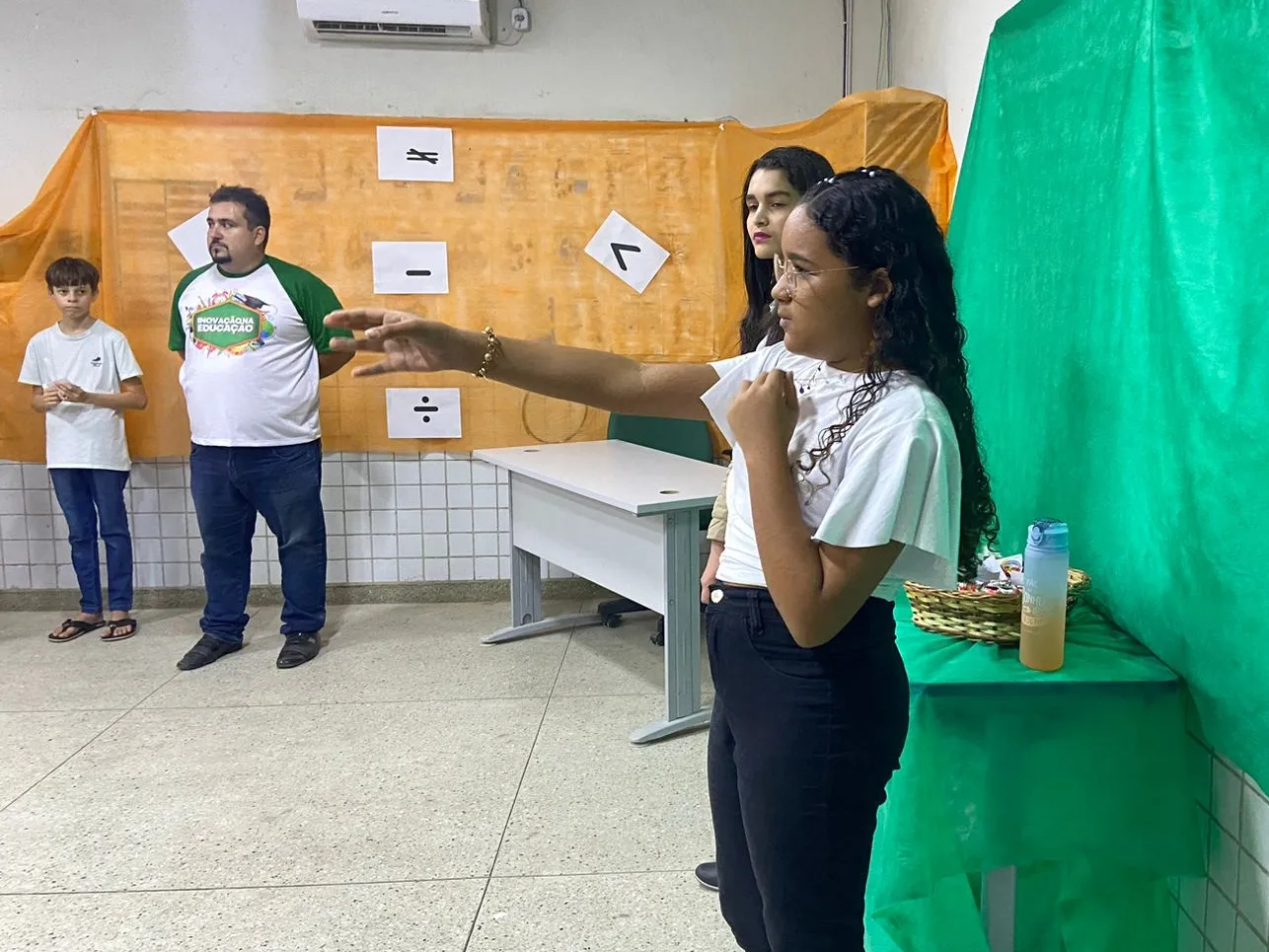 Escola Papa Paulo VI realiza culminância do projeto de combate a evasão escolar e a indisciplina na escola
