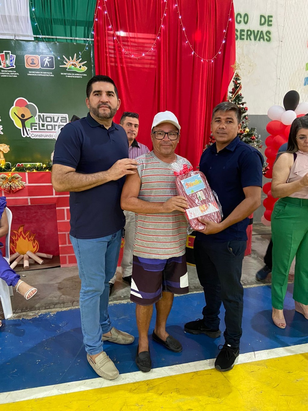 Prefeitura de Nova Floresta realiza café da manhã da confraternização dos servidores.